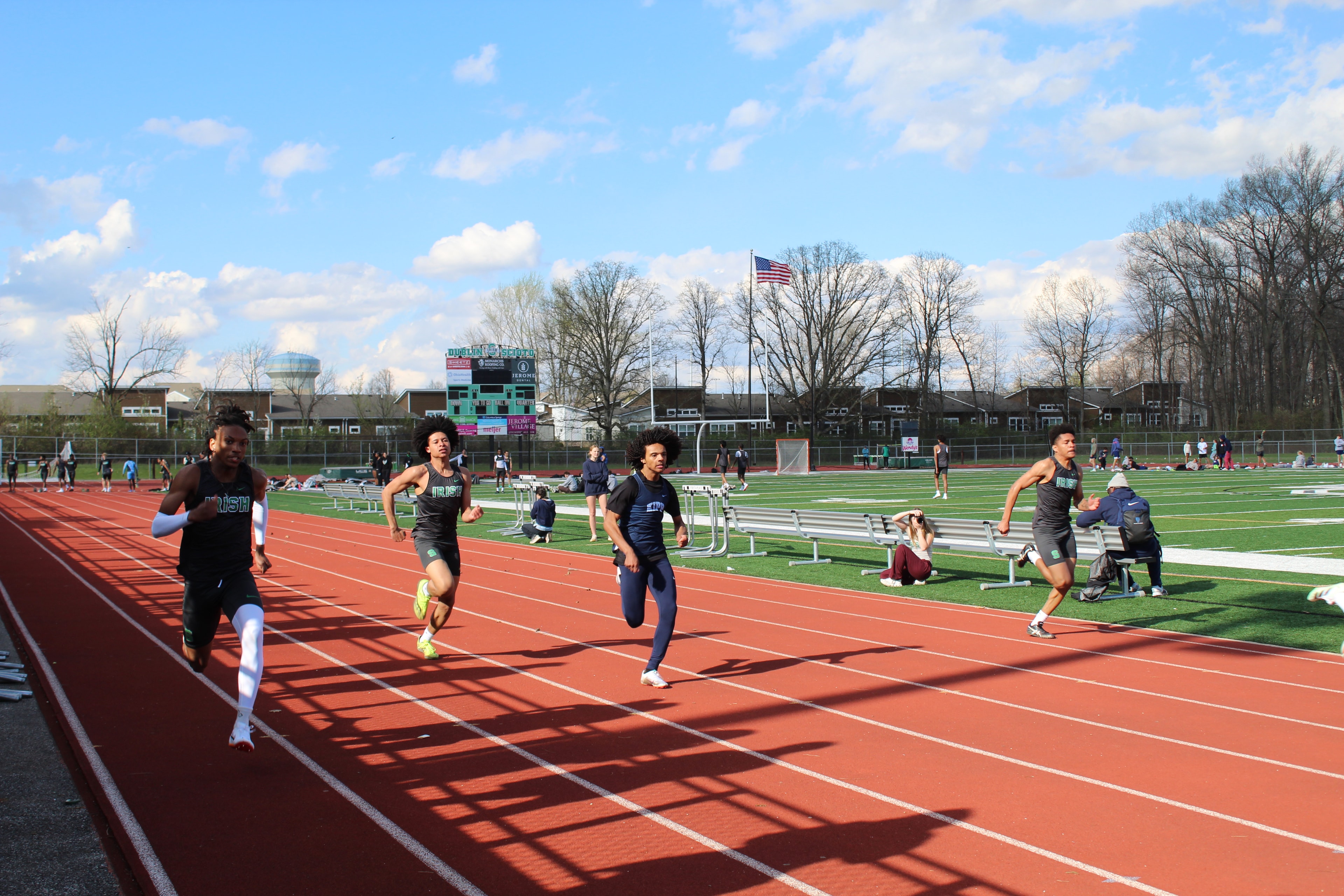 Scioto Irish sprinters in competition